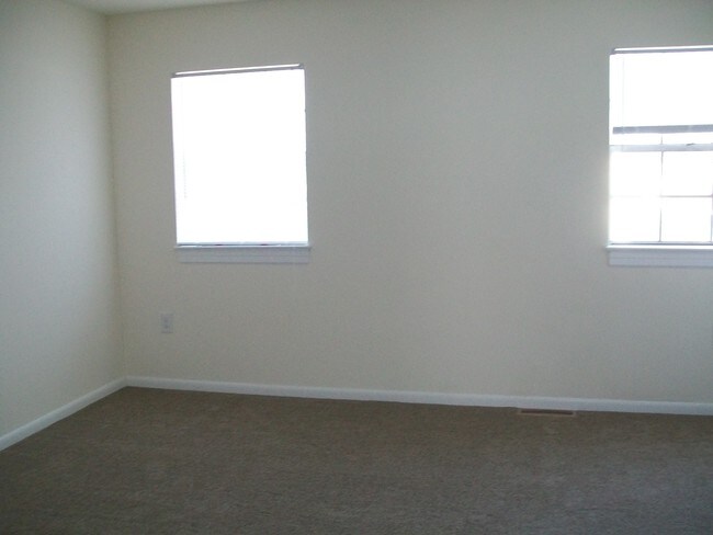 Foto del edificio - 3521 Bolling Rd