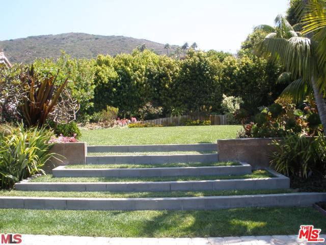 Building Photo - 6309 Sea Star Dr