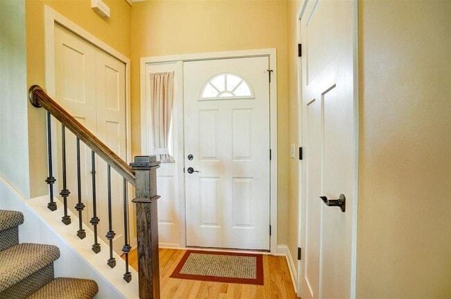 Foto del edificio - 6214 Camino Way