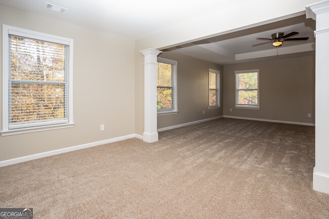 Foto del edificio - 2196 Greenwood Meadows Ln