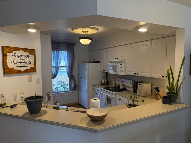 Building Photo - 5430 Oxford Dr