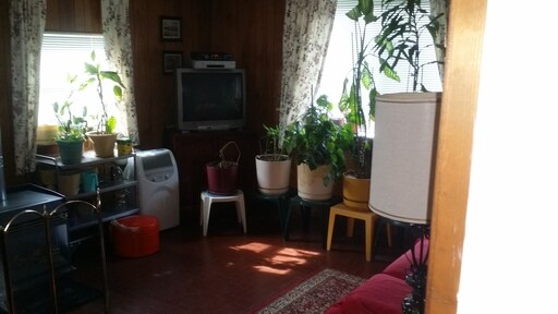 Foto del edificio - 852 Brooke Rd