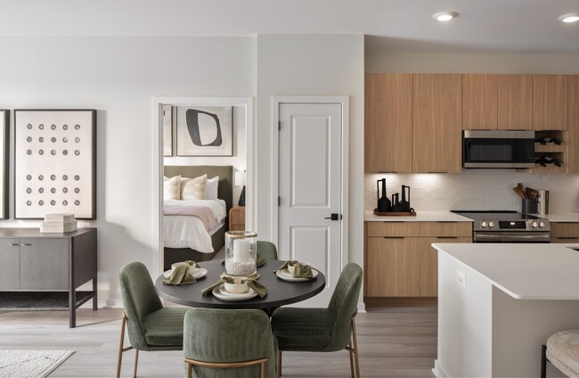 Building Photo - Aventon Moorefield