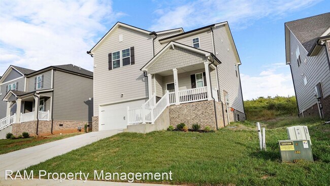 Building Photo - 3 br, 2.5 bath House - 130 Millbrook Drive