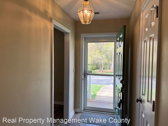 Building Photo - 2 br, 2 bath House - 6805 Fairpoint Court