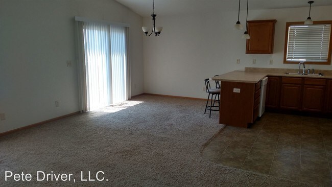 Building Photo - 3519 Foothills Blvd