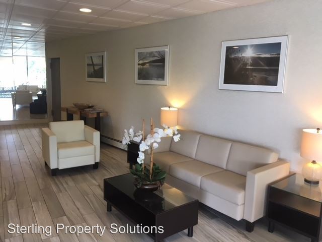 Foto del edificio - 1 br, 1 bath House - 1120 Warburton Avenue 2B