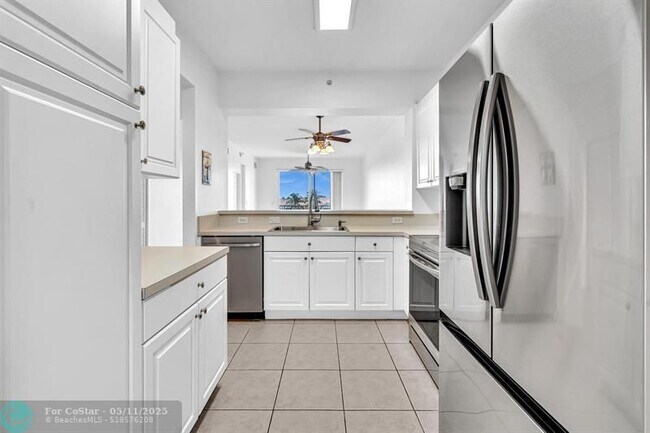 Building Photo - 7765 Yardley Dr