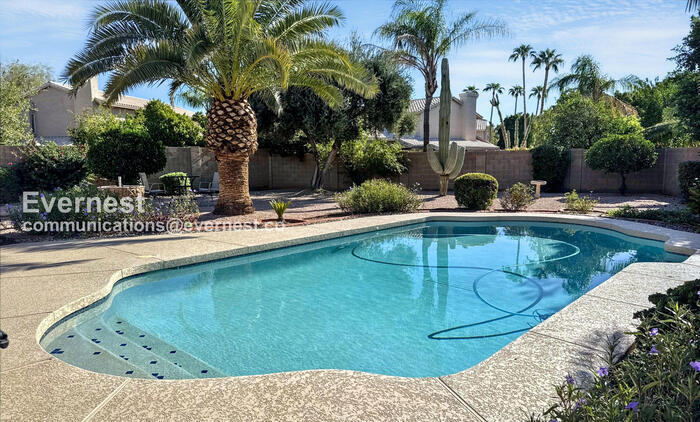 Primary Photo - 6807 E Evans Dr