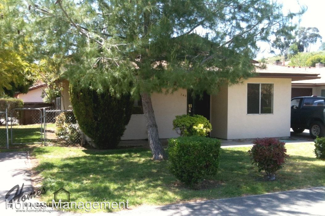Foto principal - 740 Vineyard Rd