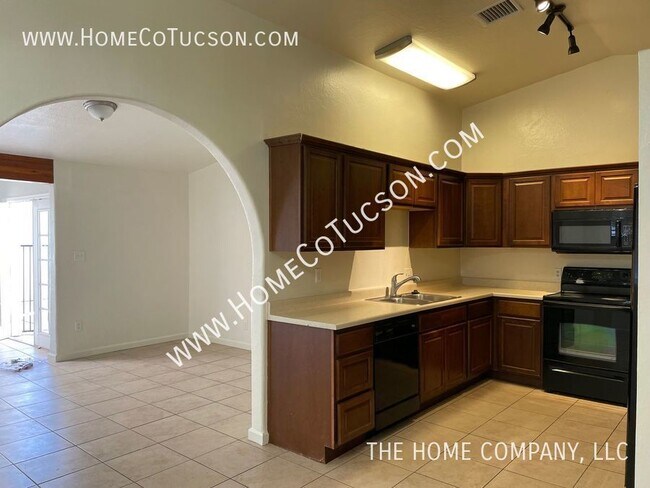 Foto del edificio - 1961 W. APPLECREEK PLACE- Four bedroom hom...