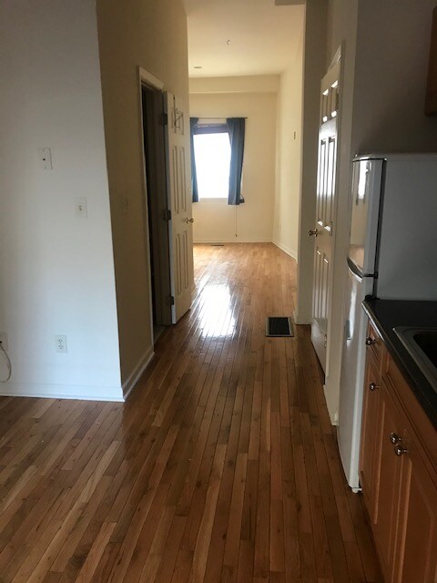 Foto del edificio - 1227 Bainbridge St
