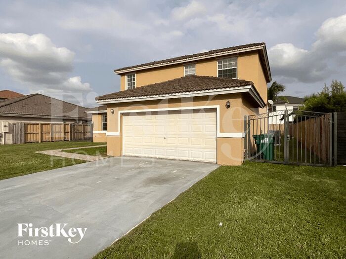 Building Photo - 14755 SW 159th Ct