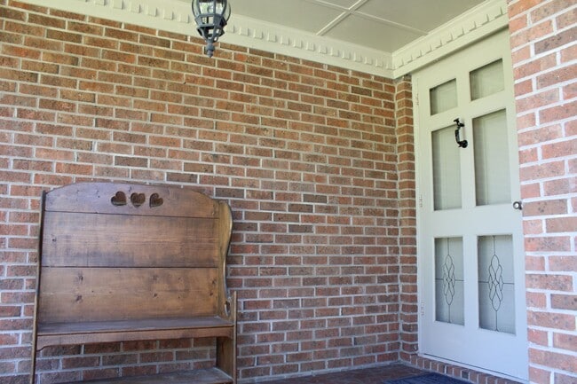 Building Photo - 1409 Chesnee Dr