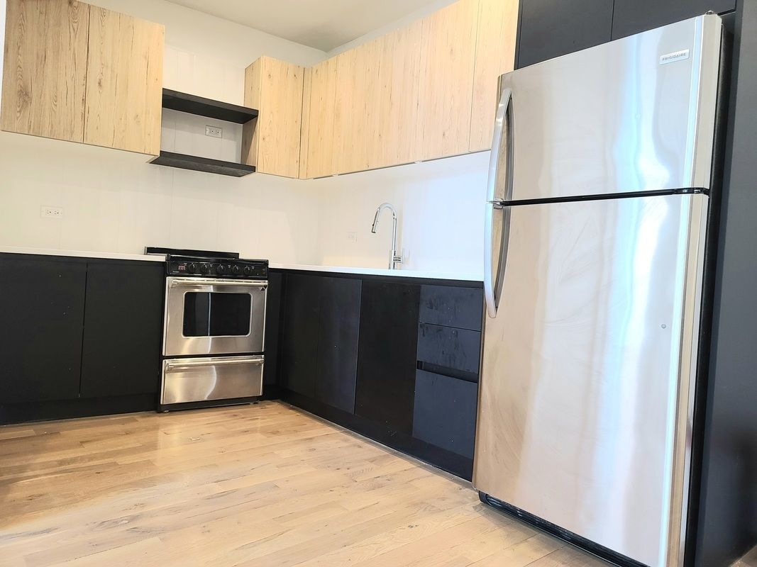 Foto principal - 333 Cypress Ave