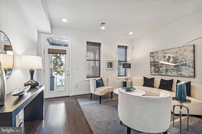 Foto del edificio - 1340 Park Road NW