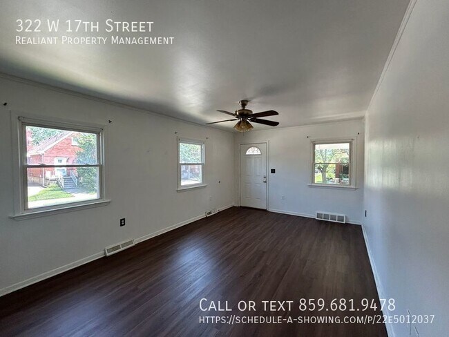 Building Photo - Single Family with Fenced in Patio Area