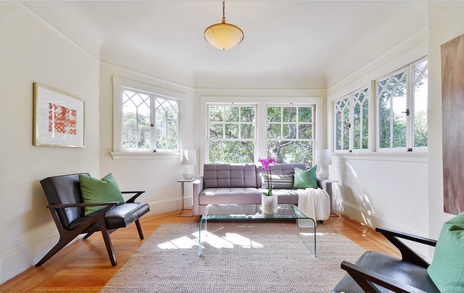 Living room (staged) - 2631 Derby St