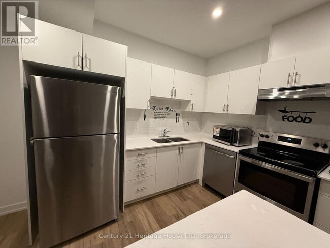 Building Photo - 249 Dain Ave