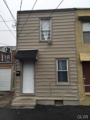Building Photo - 525 N Plum St
