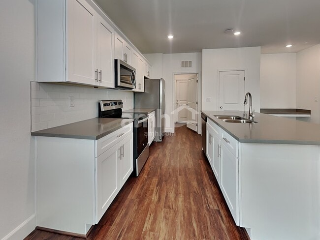 Building Photo - 4820 Blushing Star St