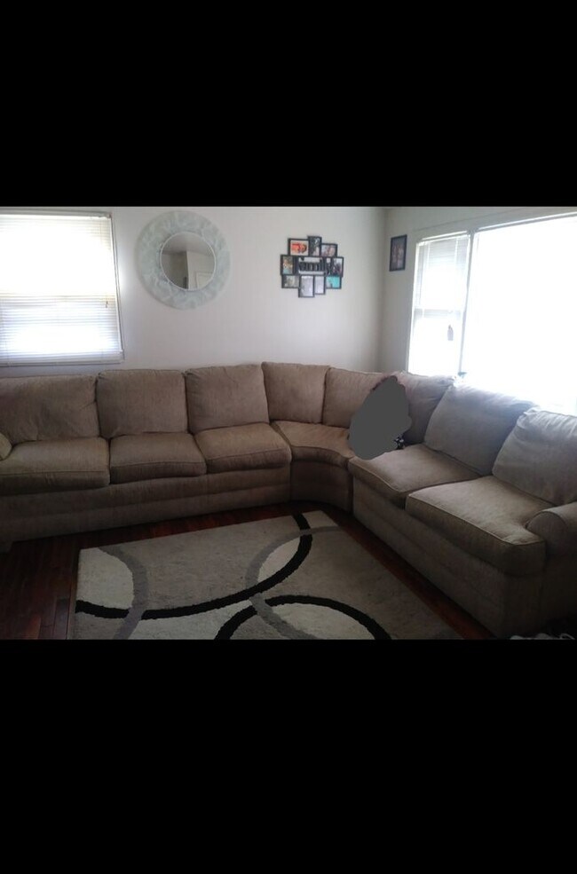 Foto del edificio - 3-bedroom, 1-bath single-family home in Aberdeen, MD.
