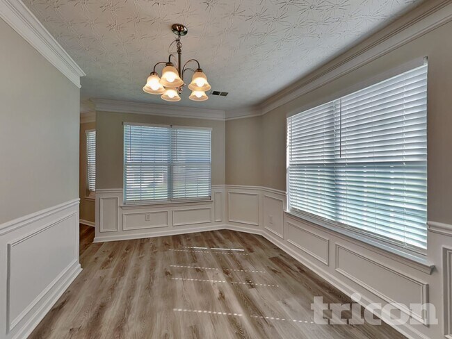 Building Photo - 2615 Patriots Rd
