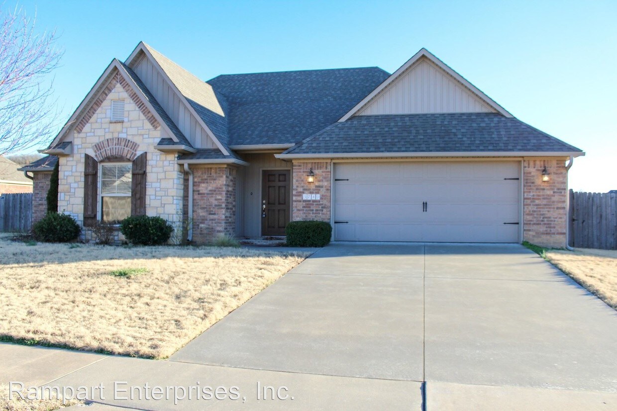 Primary Photo - 3 br, 2 bath House - 3749 Mountain View Dr