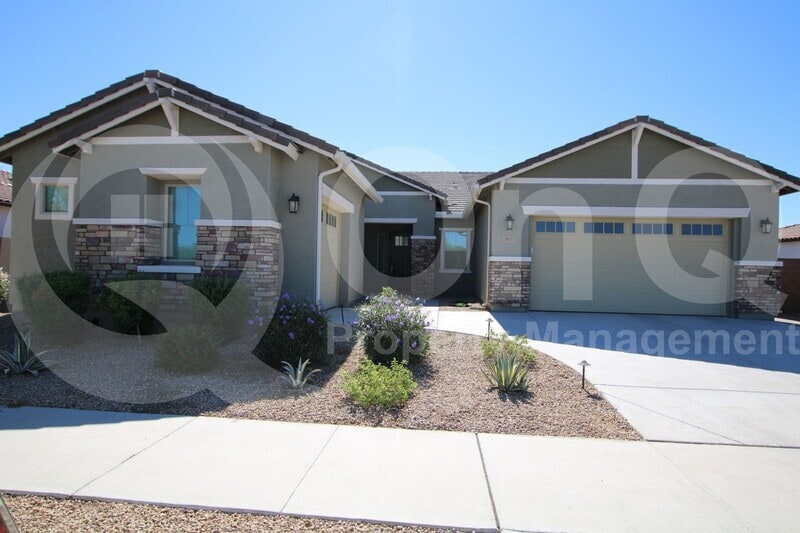 3933 W Thurman Dr, Phoenix, AZ 85339 House Rental in Phoenix, AZ