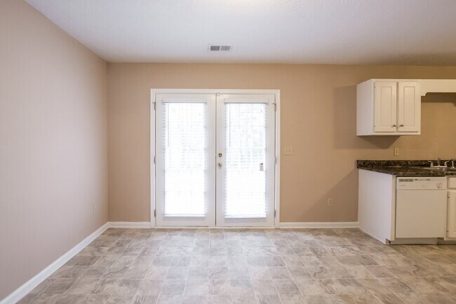 Foto del edificio - 350 Anna Ave