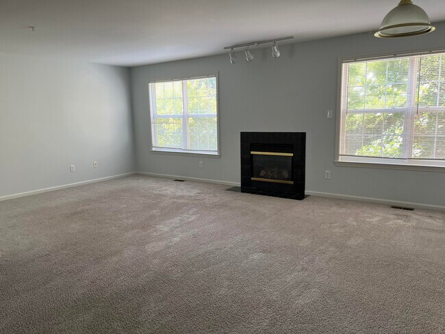 Foto del edificio - 2815 Barclay Way