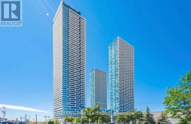 Building Photo - 950 Portage Pkwy