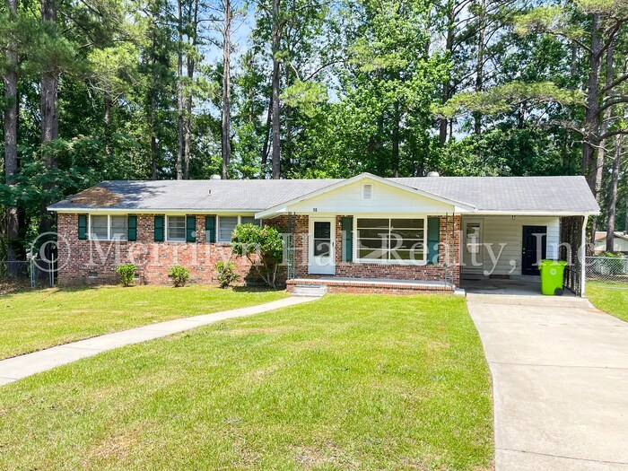 Primary Photo - Cute home on a cul-de-sac!