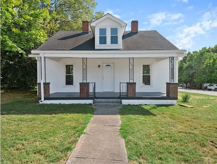 Foto principal - 629 Jackson St