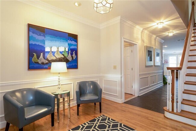 Foto del edificio - 7155 Roswell Rd