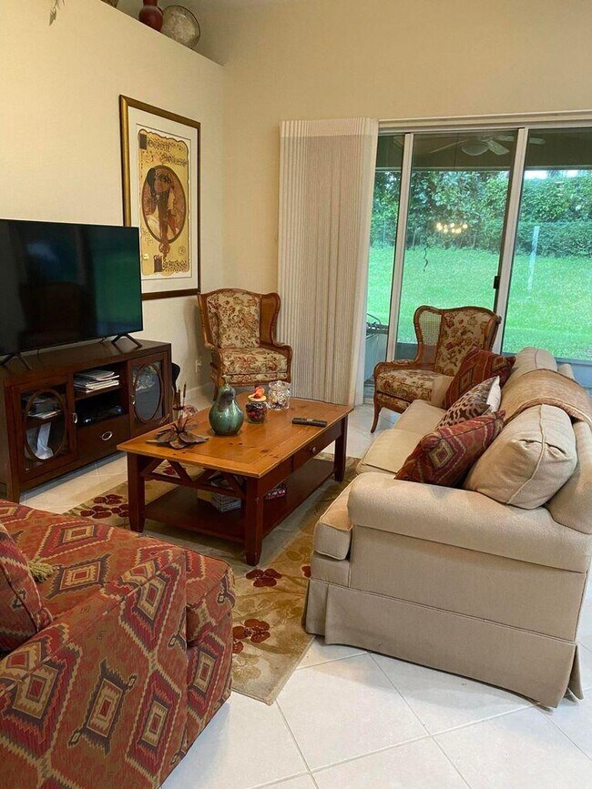 Foto del edificio - 9452 Sandpiper Ln