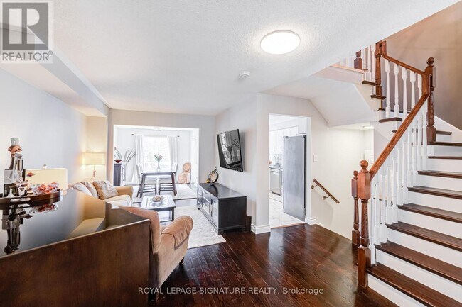 Building Photo - 25 Beadle Dr