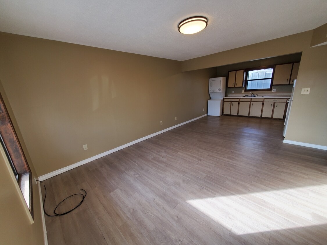 2304 Fasske St Unit 8, Sulphur, LA 70663 Apartments in Sulphur, LA