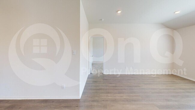 Building Photo - 1408 Thunder Cyn Wy