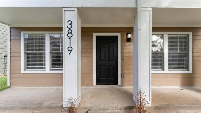 Building Photo - 3819 W Traditions Ct