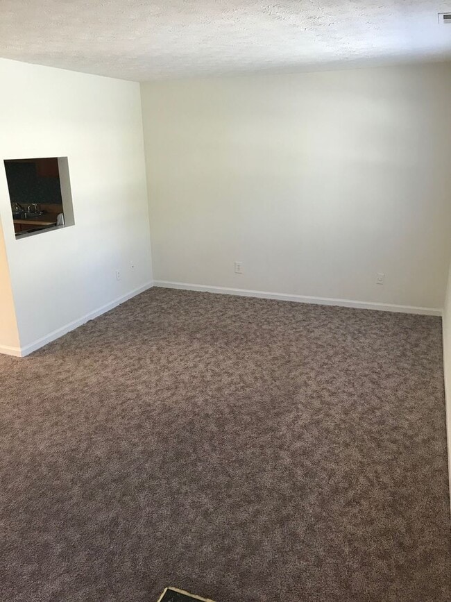 Building Photo - 1945 Padgett Dr