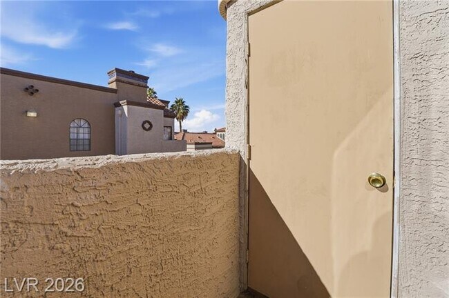 Foto del edificio - 2982 Juniper Hills Blvd