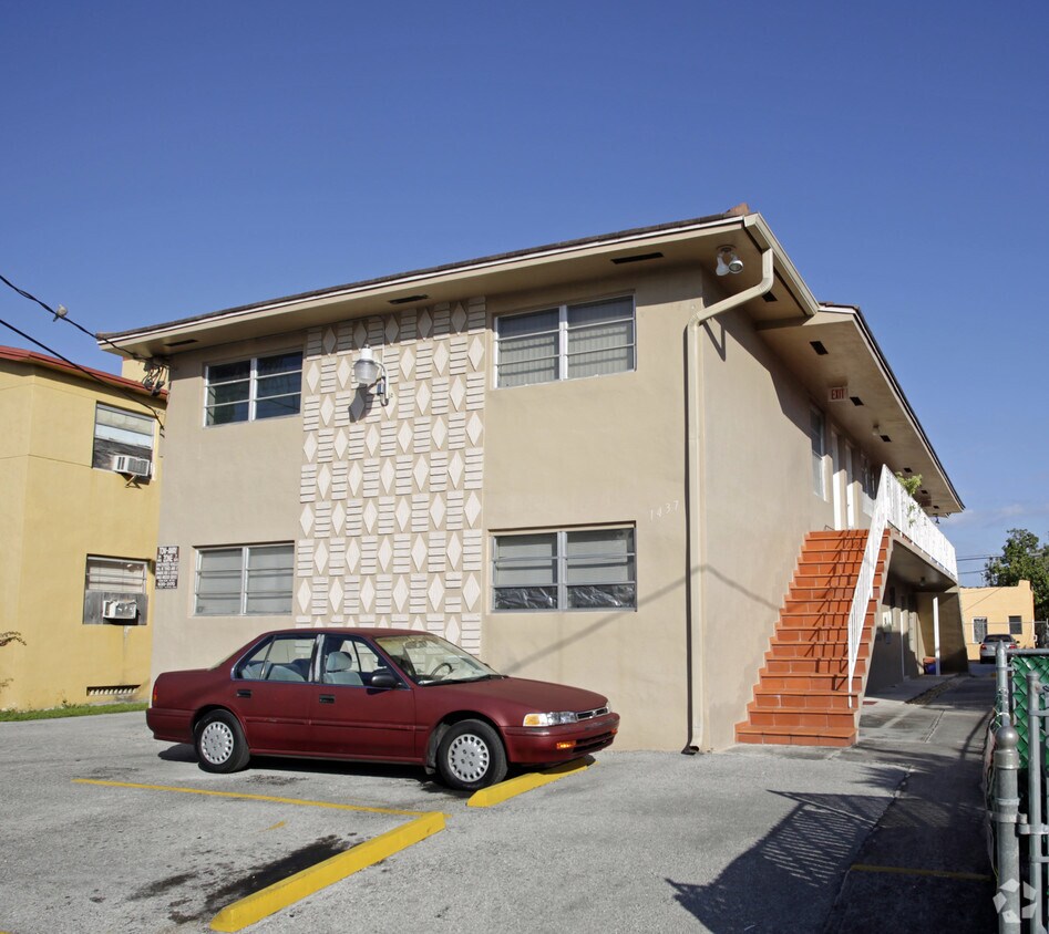 Foto principal - 1437 SW 5th St