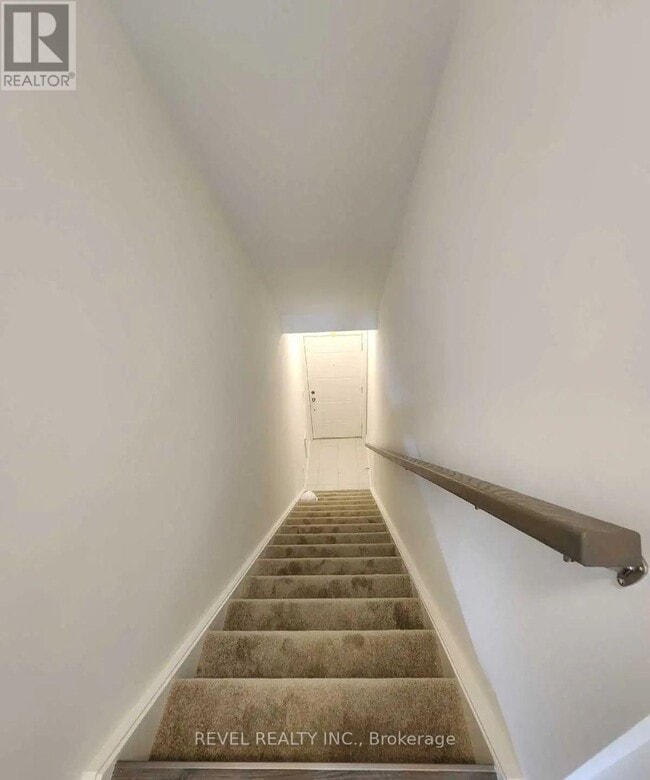 Photo du bâtiment - 940 St David St N