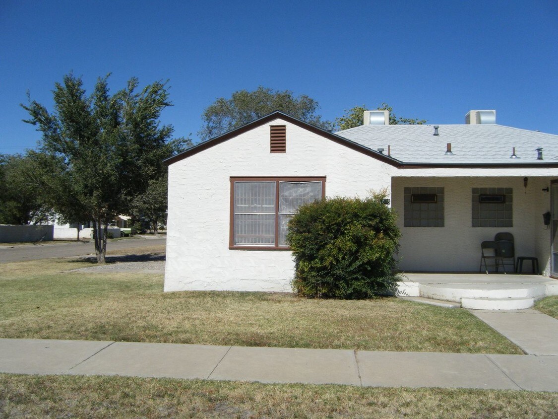 Primary Photo - 1011-1013 W 3rd St