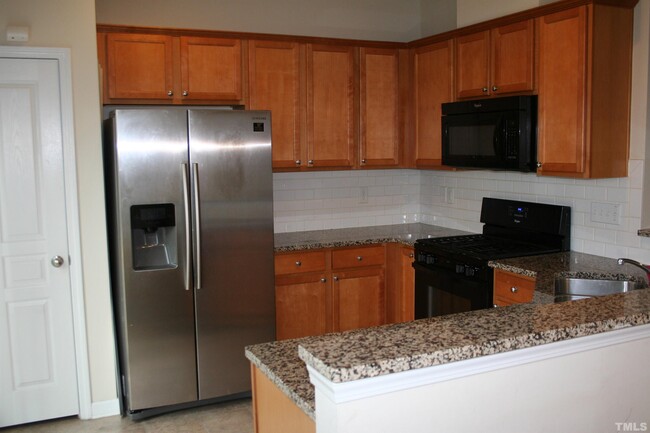 Building Photo - 8323 Hollister Hills Dr