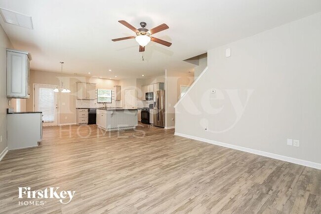 Foto del edificio - 4707 Sweetbriar Road
