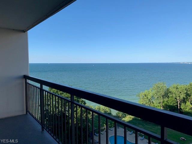 Foto del edificio - 12550 Lake Ave