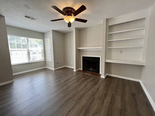 Foto del edificio - 21A Battery Walk Court