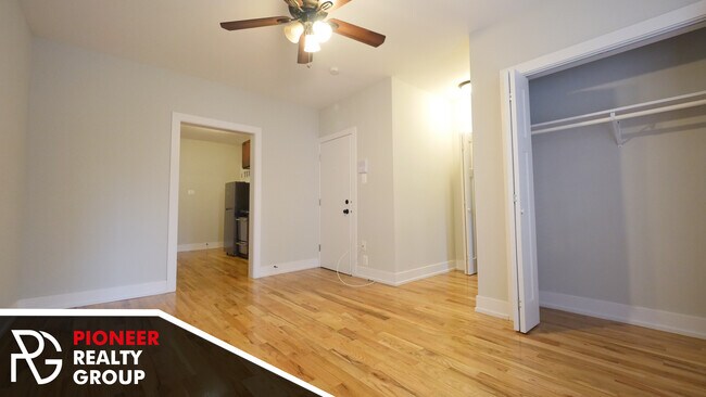 Foto del edificio - 2842 N Orchard St